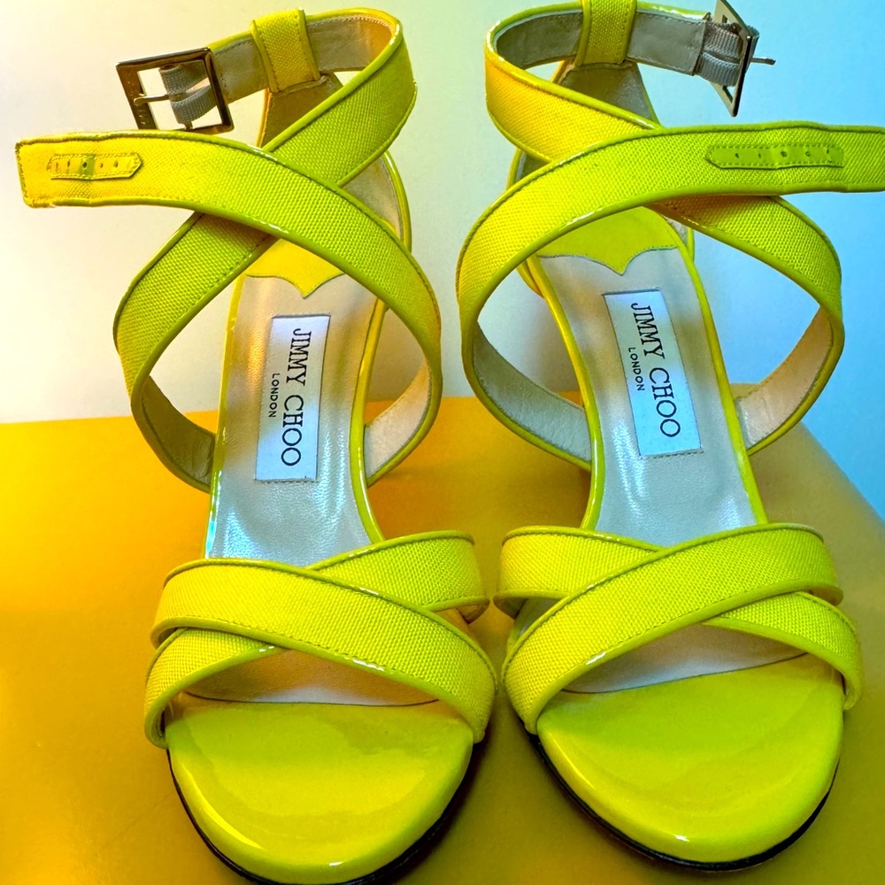 NWIB Jimmy Choo Canvas Patent Yelllow Sandal shoes